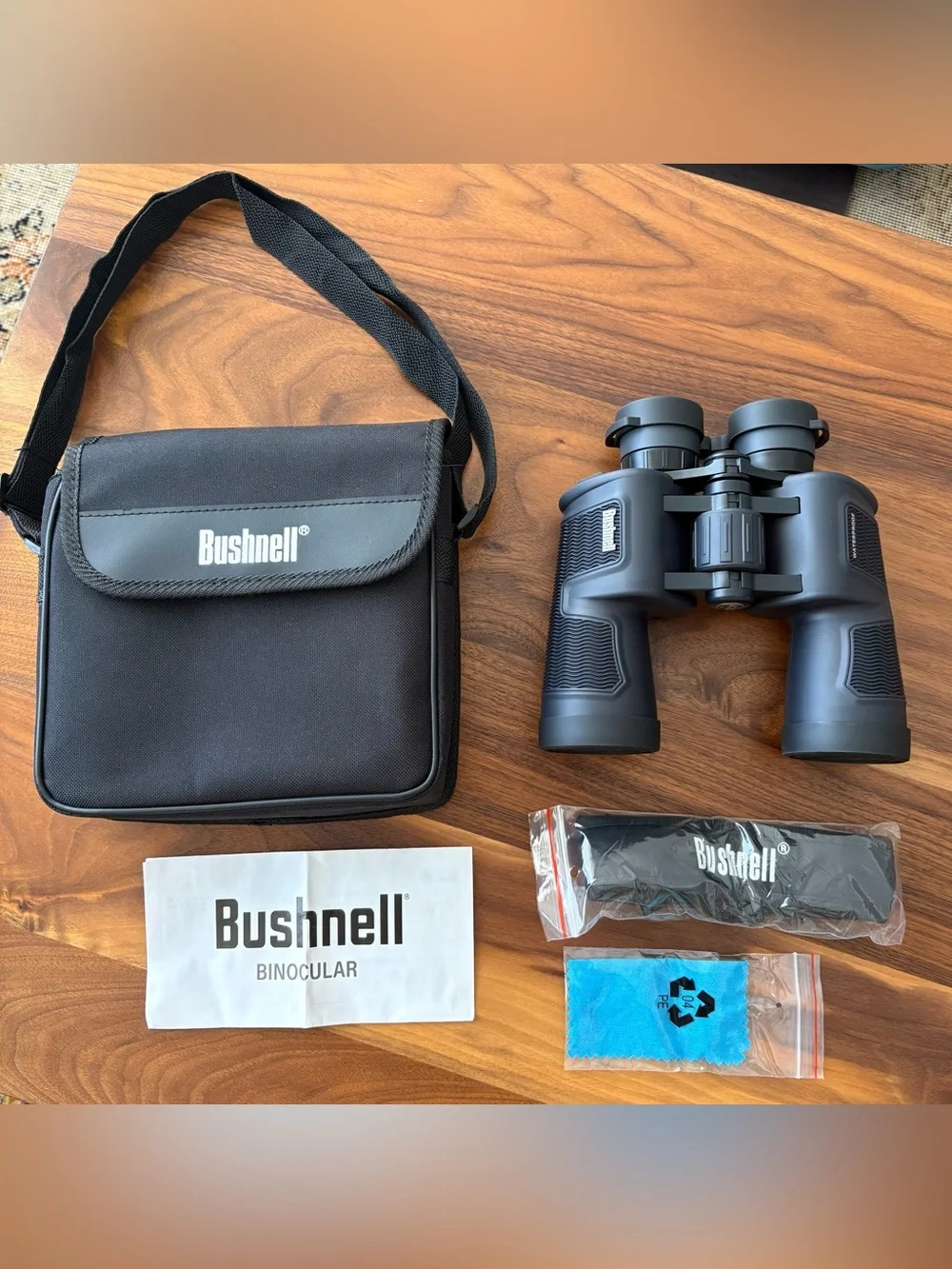 Bushnell 7x50 Full Size Binoculars With Case Strap Lens Covers Pristine